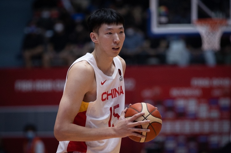 ?郇斯楠单场8帽U19世界杯历史第二&amp;比肩文班亚马！第一周琦！