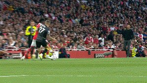 乐鱼体育下载网站-【英超】热苏斯+马丁内利破门 阿森纳2比1全胜领跑